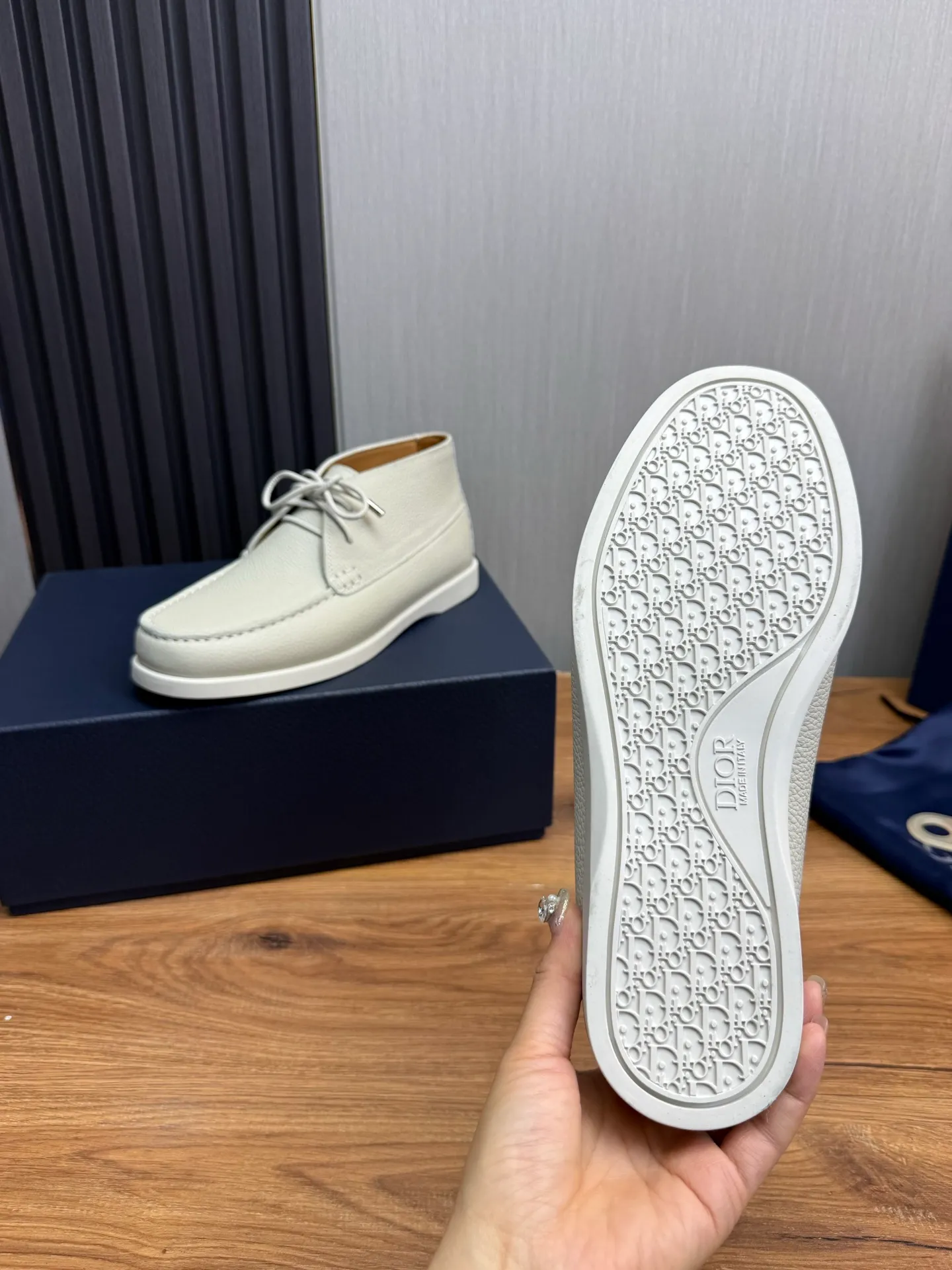Factory price 620💰 [Dior] Men’s official website na hot sale🔥Imported cowhide + cowhide lining. Original rubber wear-resistant outsole. High quality shipment ⬆️Code number 38-44, (45 customized)